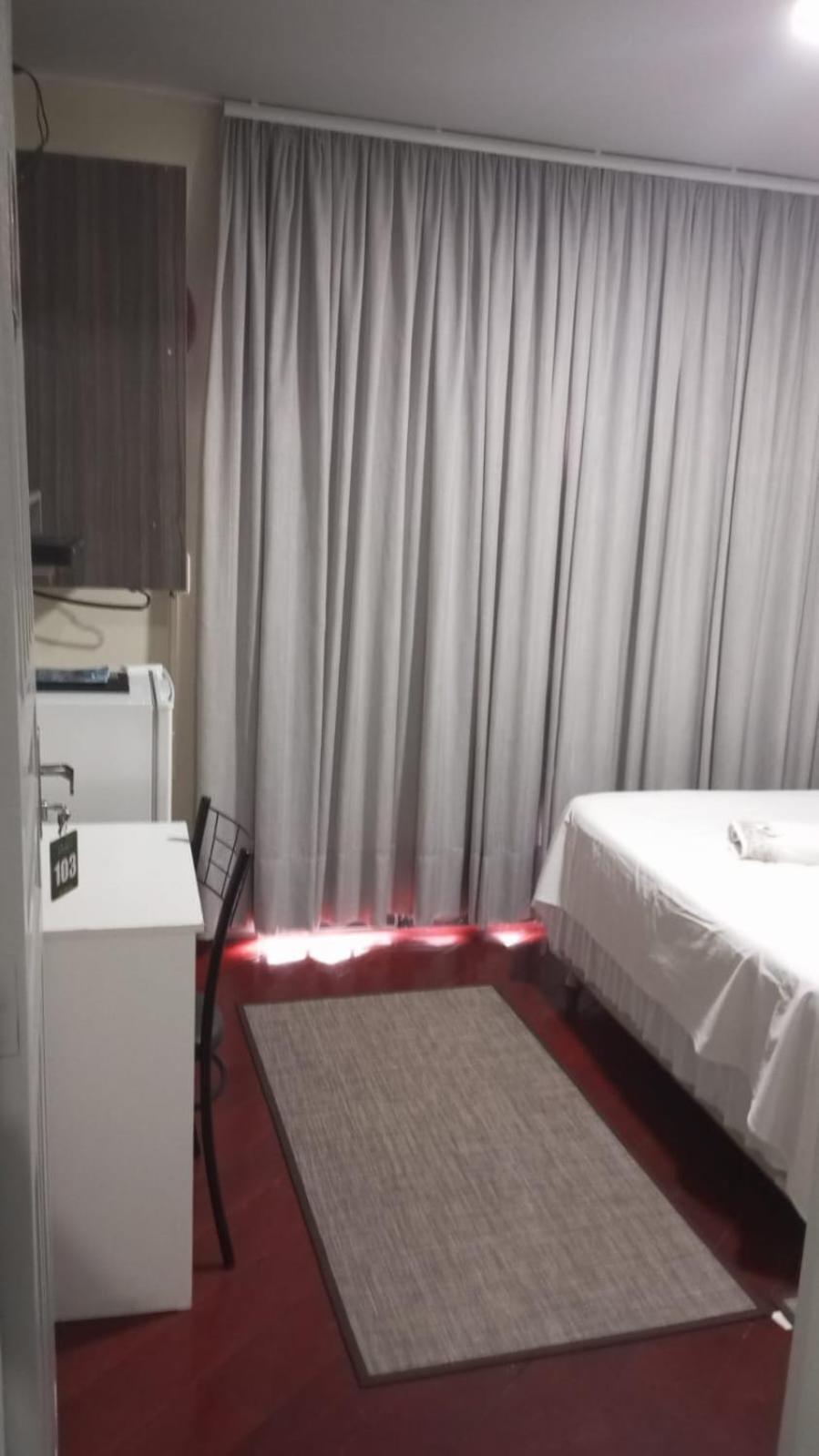 Rocha'S Hotel กัวราปัววา ภายนอก รูปภาพ