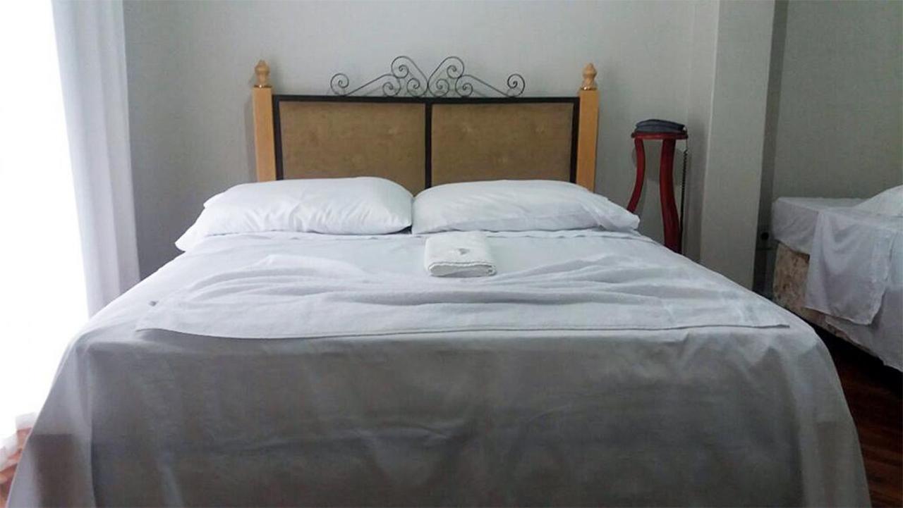 Rocha'S Hotel กัวราปัววา ภายนอก รูปภาพ